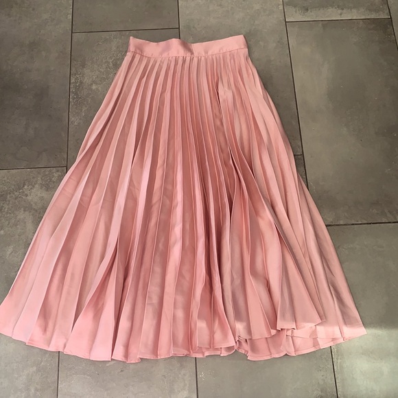Rose gold stain skirt 💖 - Picture 6 of 6